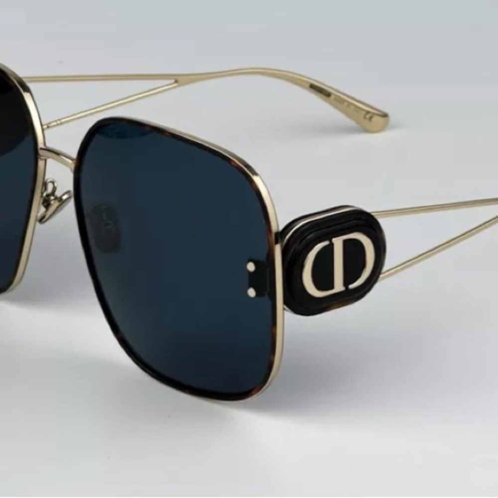 100% Authentic Dior Bobby Dark Blue sunglasses